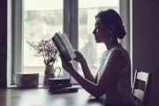 高情商女人霸气文案，高情商精致女人文案。